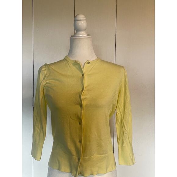 Ann Taylor Women Size Medium‎ Lightweight Cardigan Yellow - Picture 1 of 5